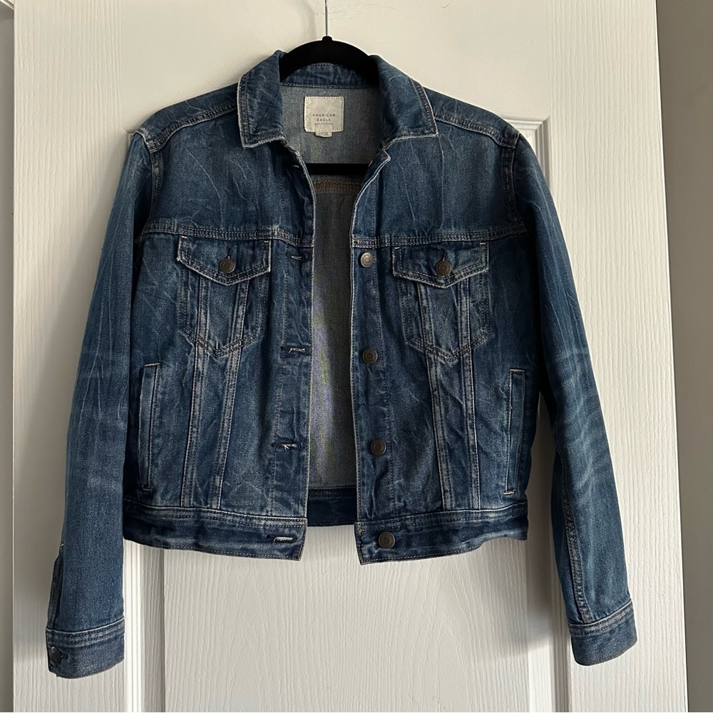 American Eagle Outfitters US XS Medium Wash Denim Jean Jacket
